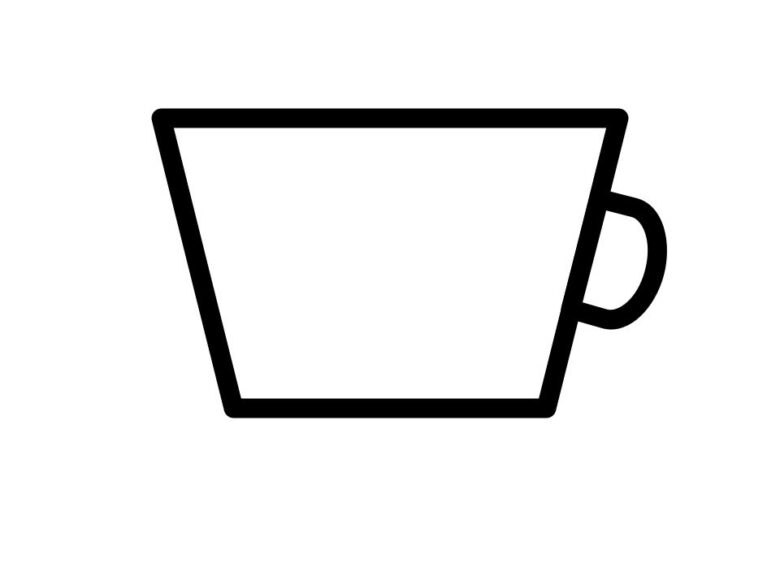 縁が広くて幅が厚いカップ